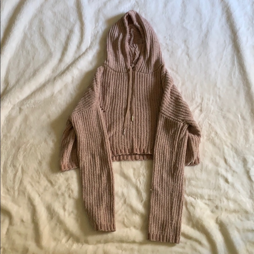 Cropped hoodie